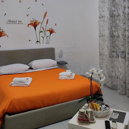 Le Tre Orchidee Bed & Breakfast Salerno Luaran gambar