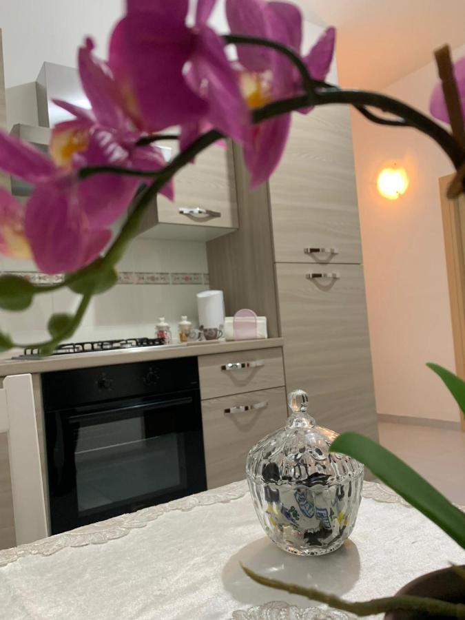 Le Tre Orchidee Bed & Breakfast Salerno Luaran gambar